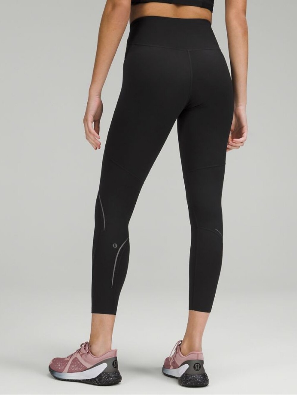 Women's Lululemon Leggings Sz 6 - Picture 2 of 9